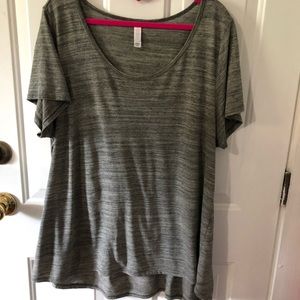 LuLaRoe Heathered Gray Classic T 2x  j0078